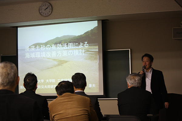 講演の様子